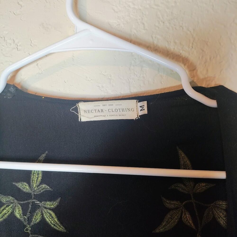 Black floral embroidered kimono cardigan - Picture 3 of 5